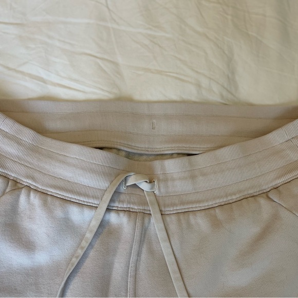 Lululemon Scuba Joggers – full length – White Opal – size 14 - VGUC - Picture 7 of 9